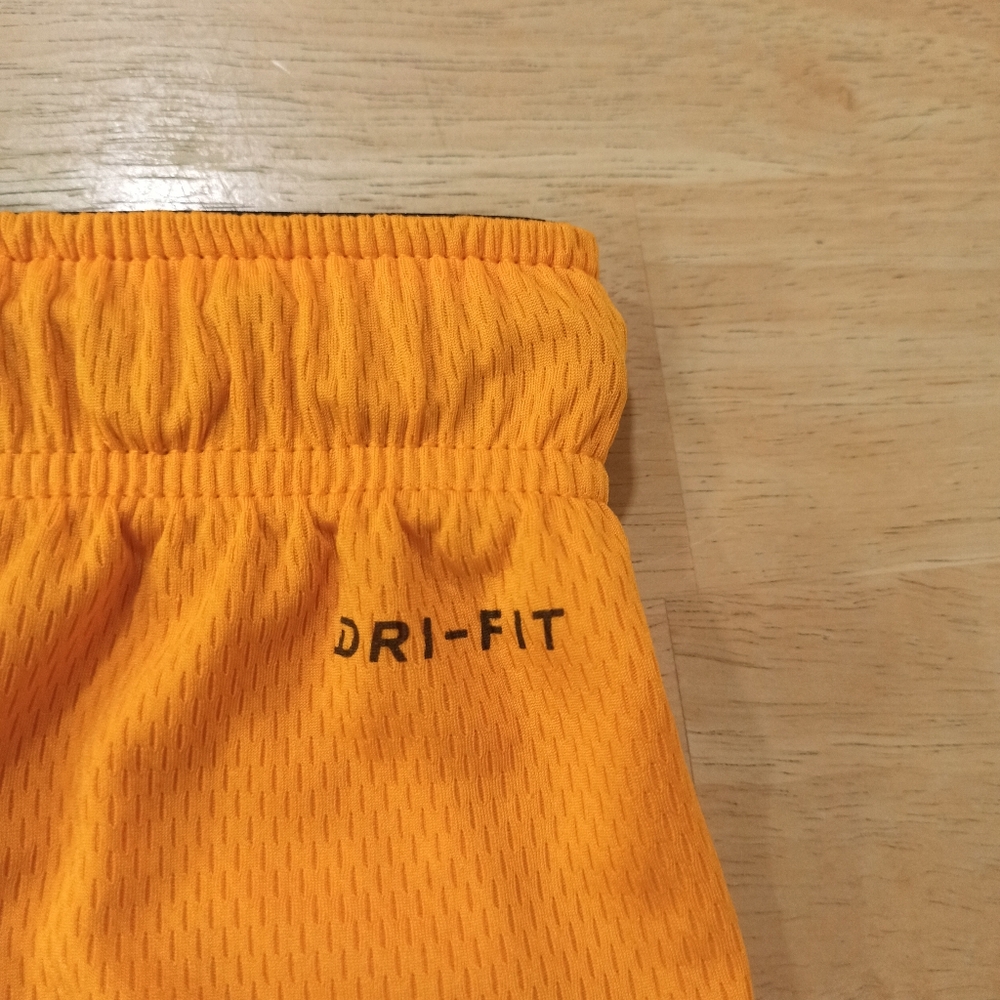 NIKE MEN'S TEAM DRI FIT FLEX WOVEN SHORT (WITH POCKETS) medium - Picture 6 of 15